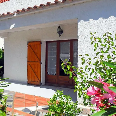 Josiane By Interhome L'Escala